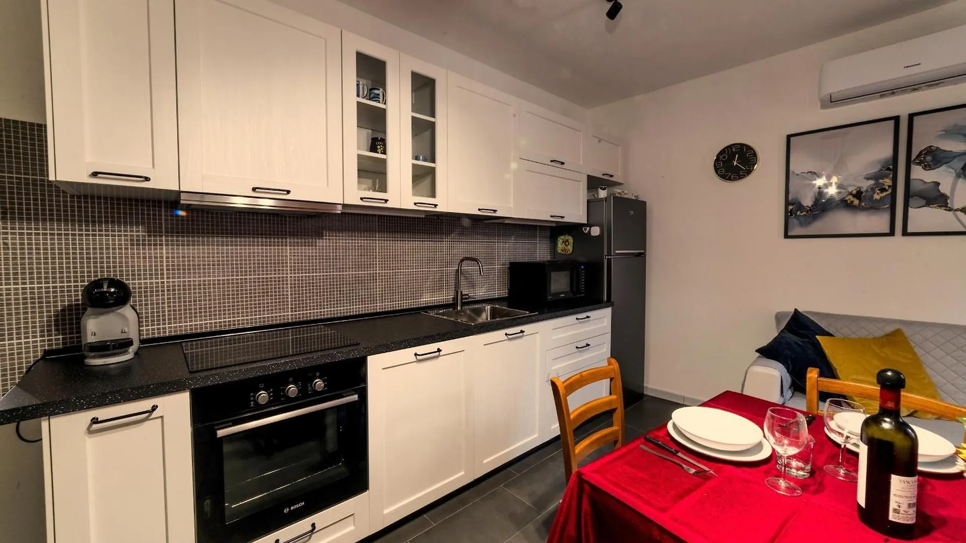 Patty'S House Apartment Quartu Sant'Elena Italy